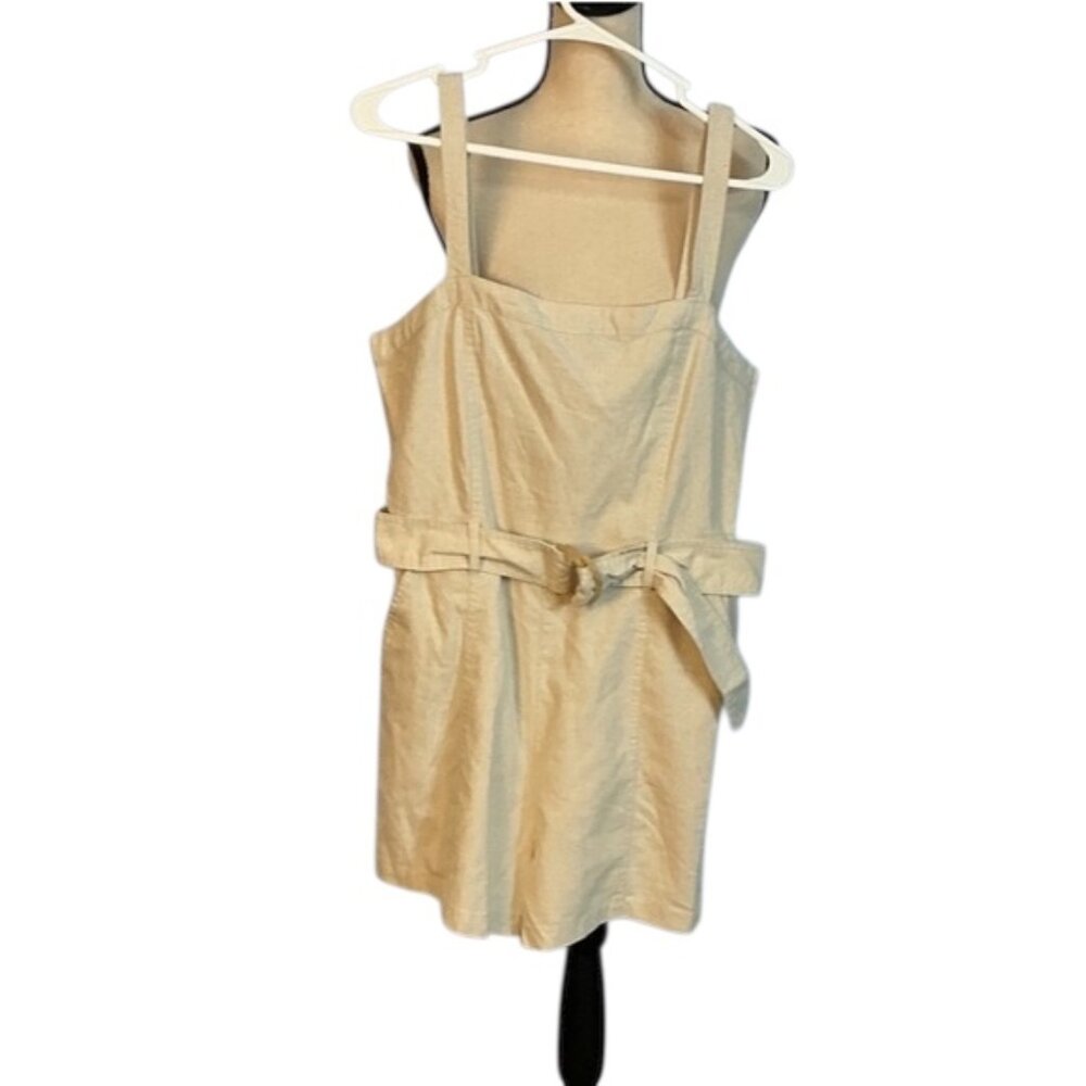 Blank NYC Cream Belted Mini Dress NWT Womens Small